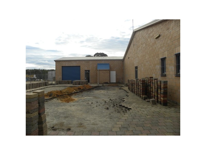 2/61 Kylie Crescent, Batemans Bay NSW 2536