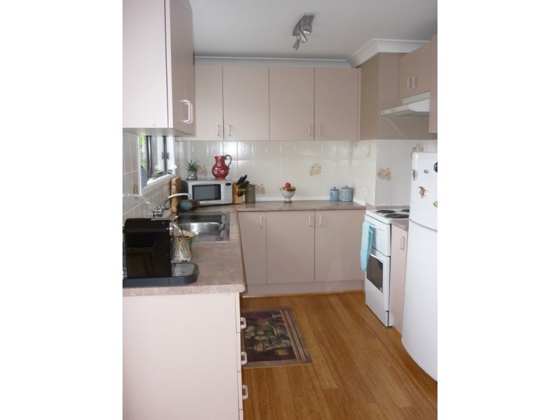 3 Domonic Drive, Batehaven NSW 2536
