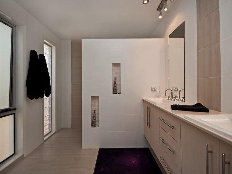 3 Batman Place, Sunshine Bay NSW 2536