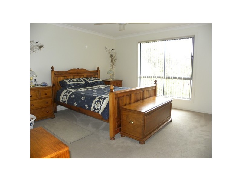 3 Eric Fenning Dr, Surf Beach NSW 2536