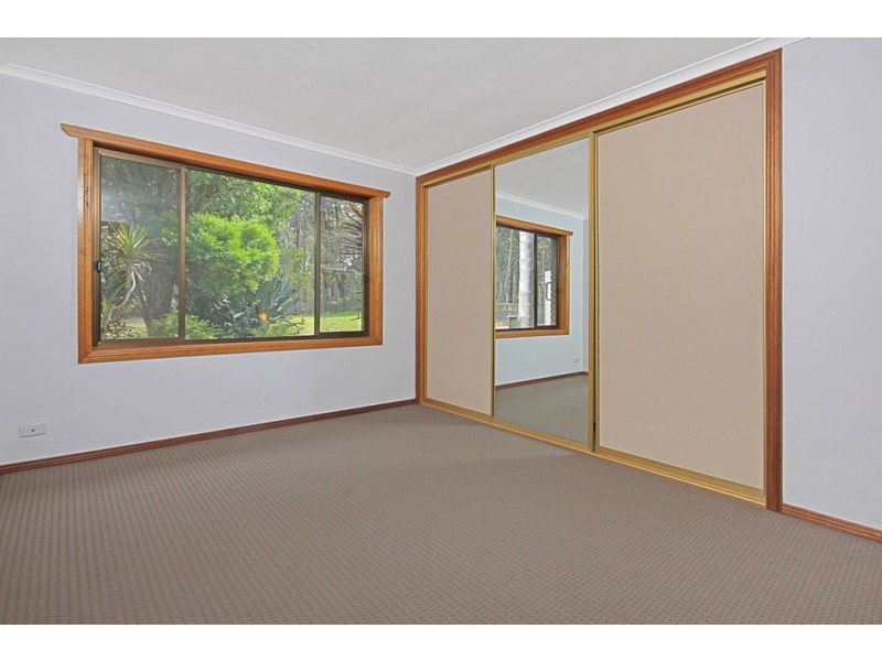 62 Cook Avenue, Surf Beach NSW 2536