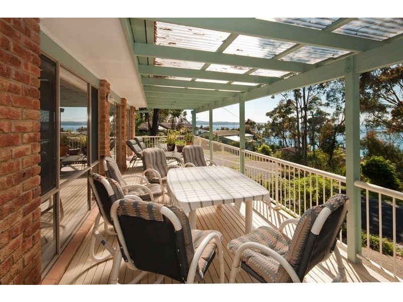 24 Burrawang Crescent, Denhams Beach NSW 2536