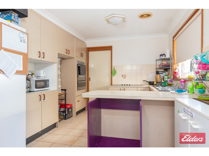 33 Pacific Road, Surf Beach NSW 2536