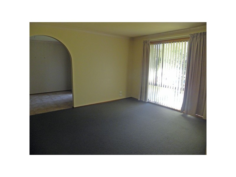 64 Eric Fenning Drive, Surf Beach NSW 2536