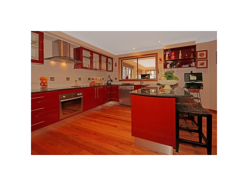 14 Oakwood Way, Catalina NSW 2536