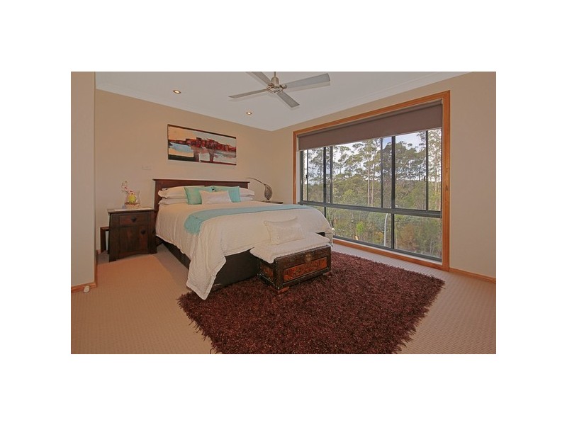 14 Oakwood Way, Catalina NSW 2536