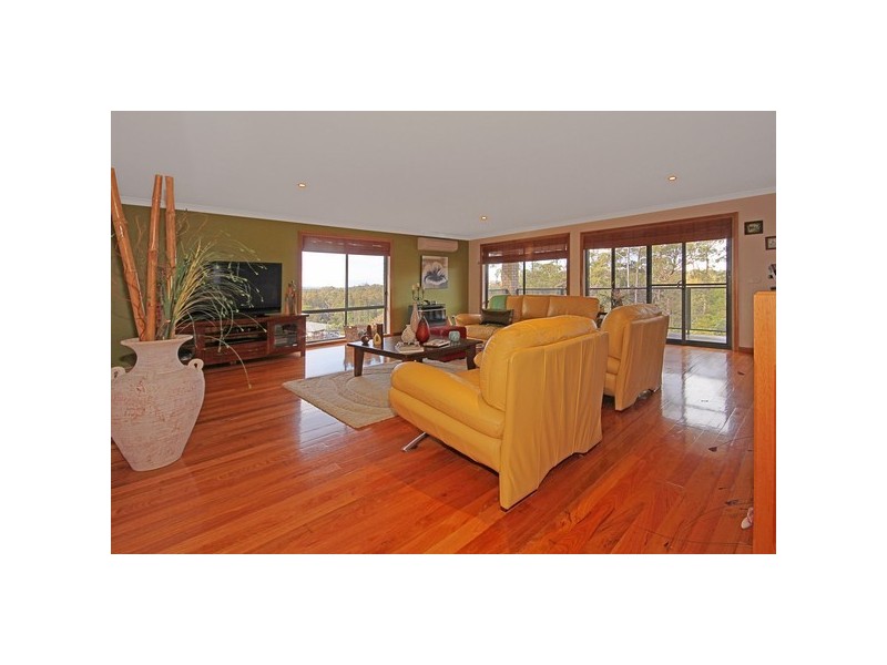14 Oakwood Way, Catalina NSW 2536