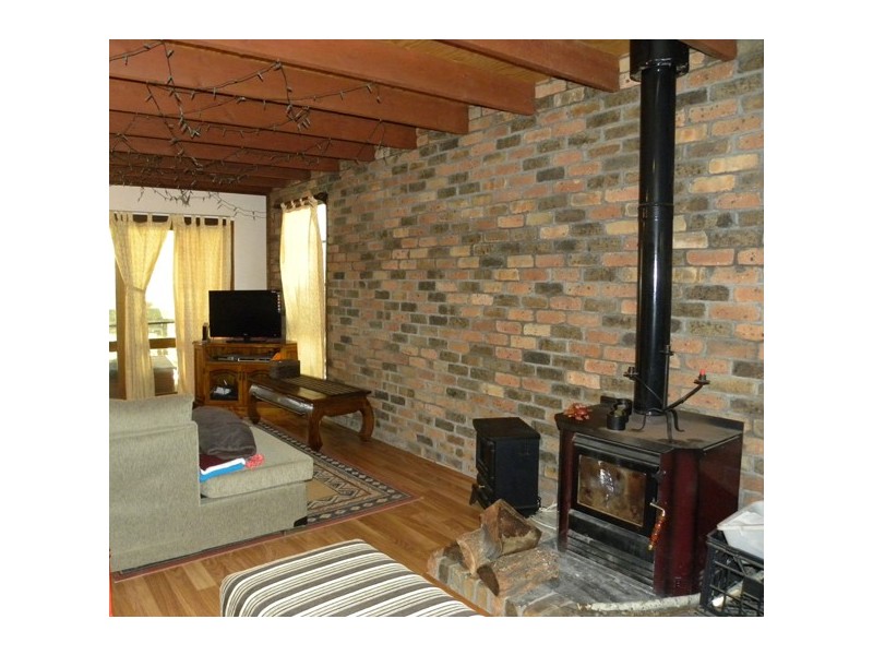 20 Veitch Street, Mogo NSW 2536