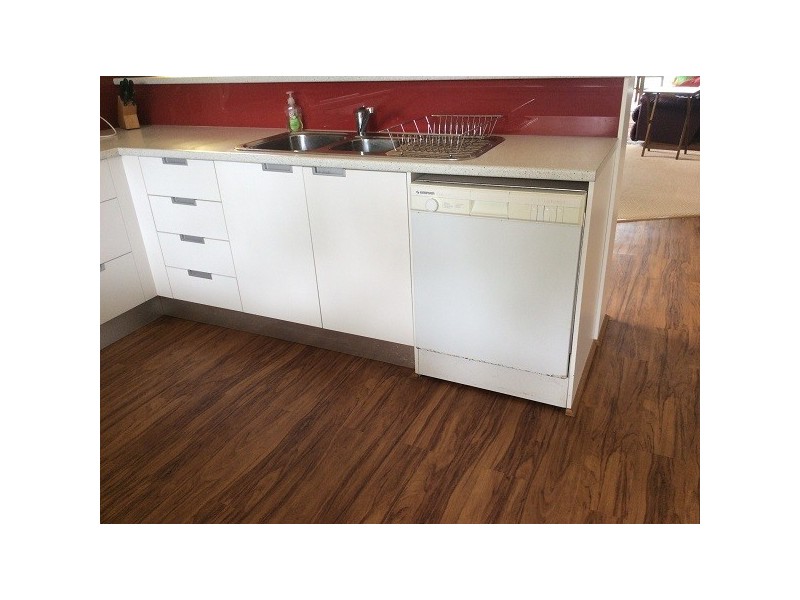 96 Vista Avenue, Catalina NSW 2536