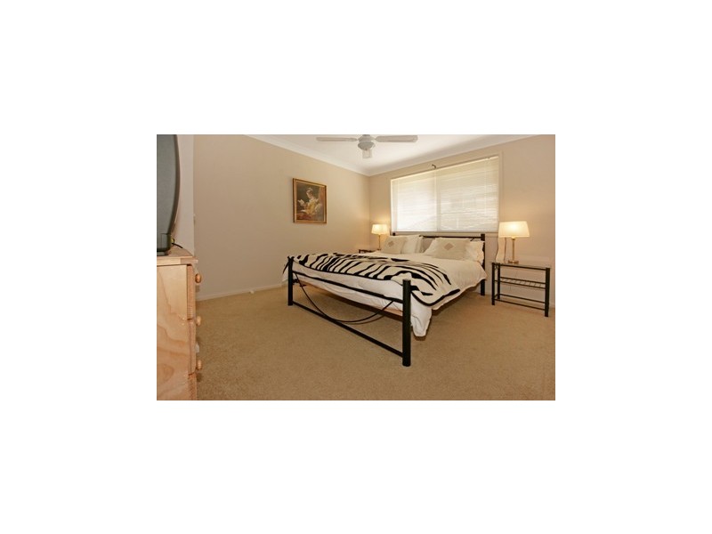 7 Gibson Place, Batehaven NSW 2536