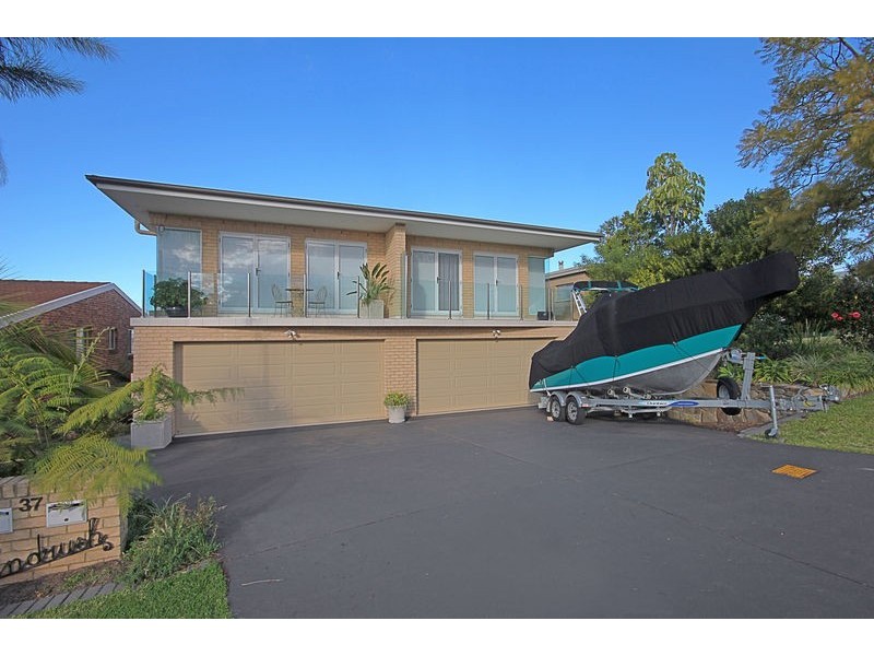 37B Ridge Street, Catalina NSW 2536
