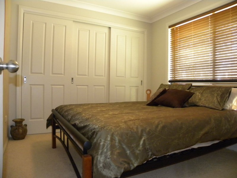 5 Burri Palm Road, Surfside NSW 2536