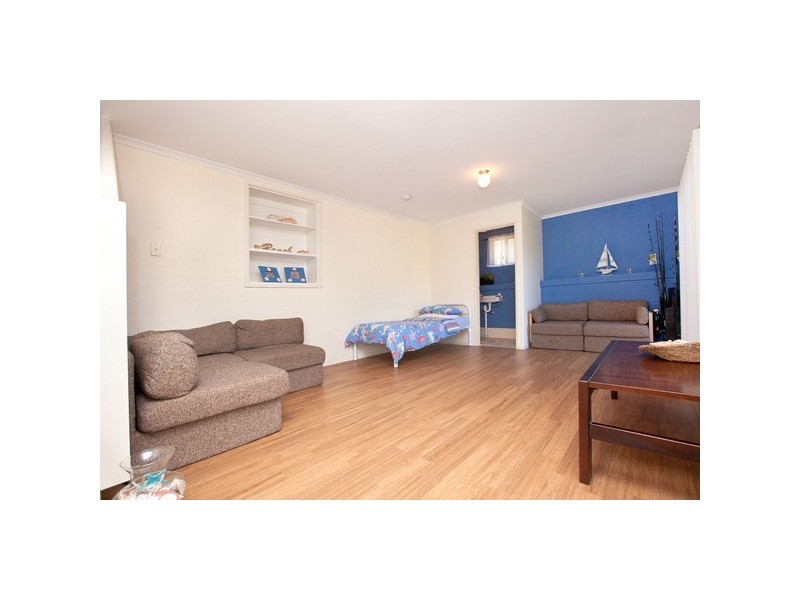 22 Irene Ave, Batehaven NSW 2536