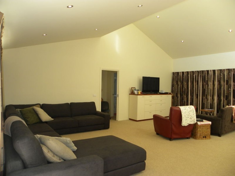 19 Cors Parade, Batemans Bay NSW 2536