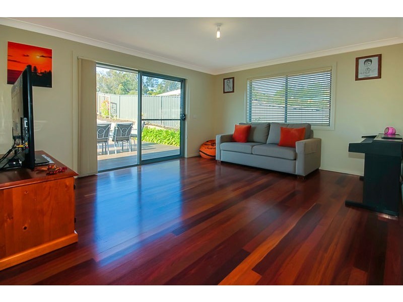 54 Courtenay Crescent, Long Beach NSW 2536