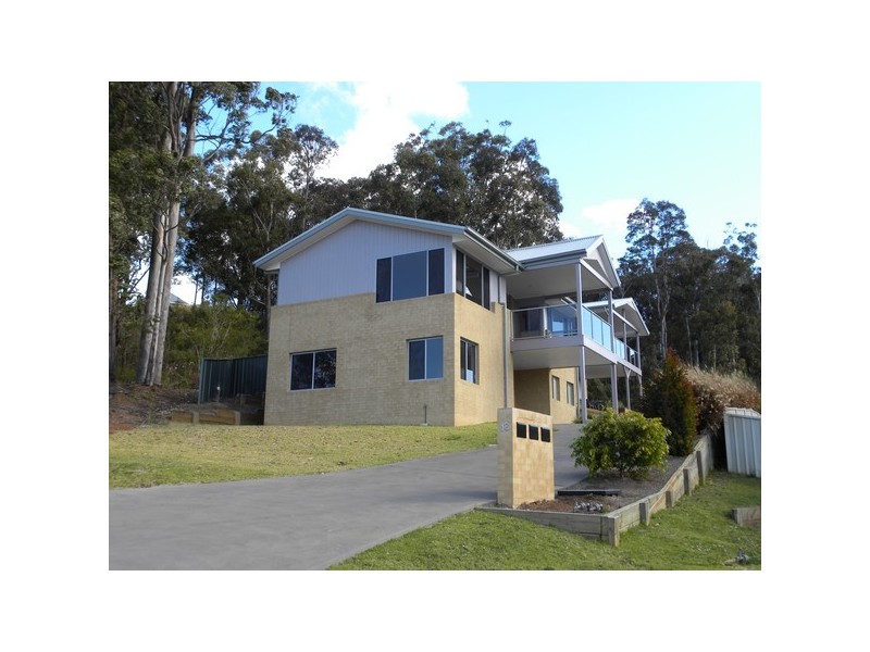 2/12 Protea Place, Catalina NSW 2536