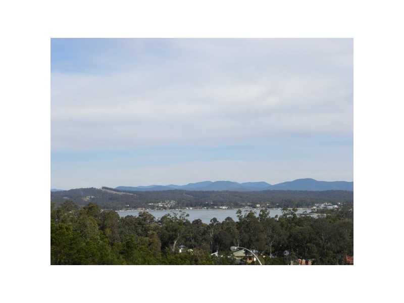 5 Broomfield Crescent, Long Beach NSW 2536