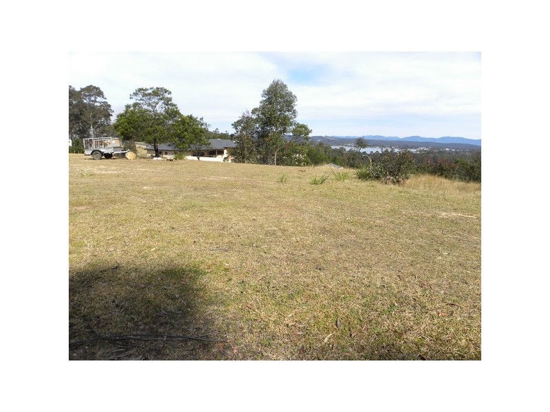 5 Broomfield Crescent, Long Beach NSW 2536