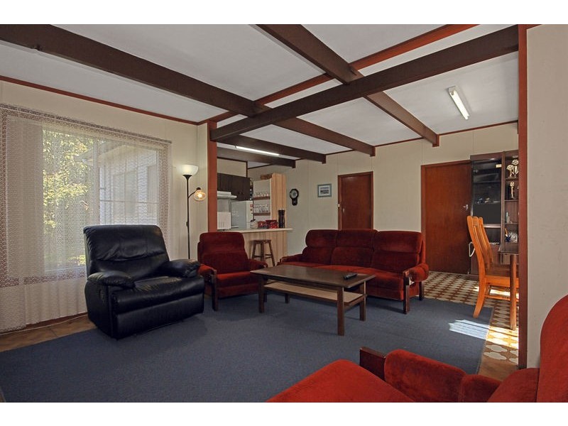 32 Wallaringa Street, Surfside NSW 2536