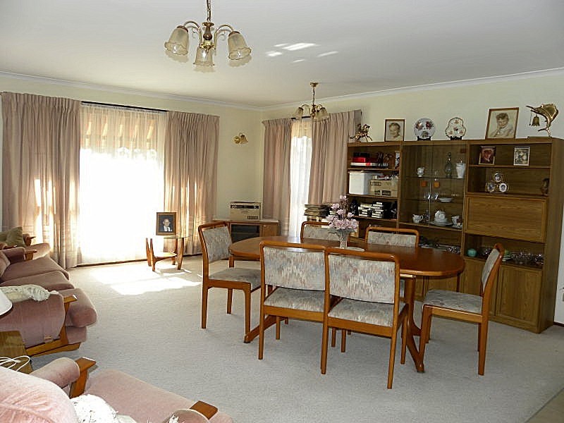 38 Thomas Mitchell Crescent, Sunshine Bay NSW 2536