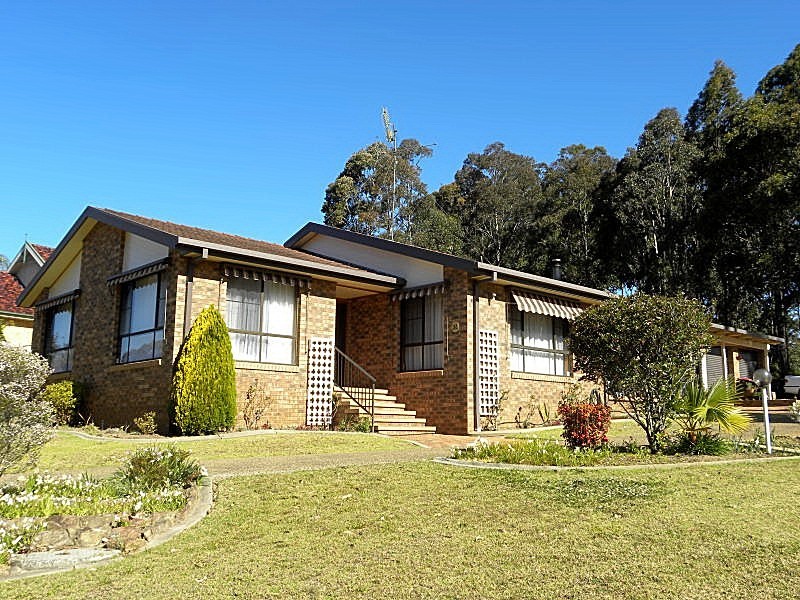 38 Thomas Mitchell Crescent, Sunshine Bay NSW 2536