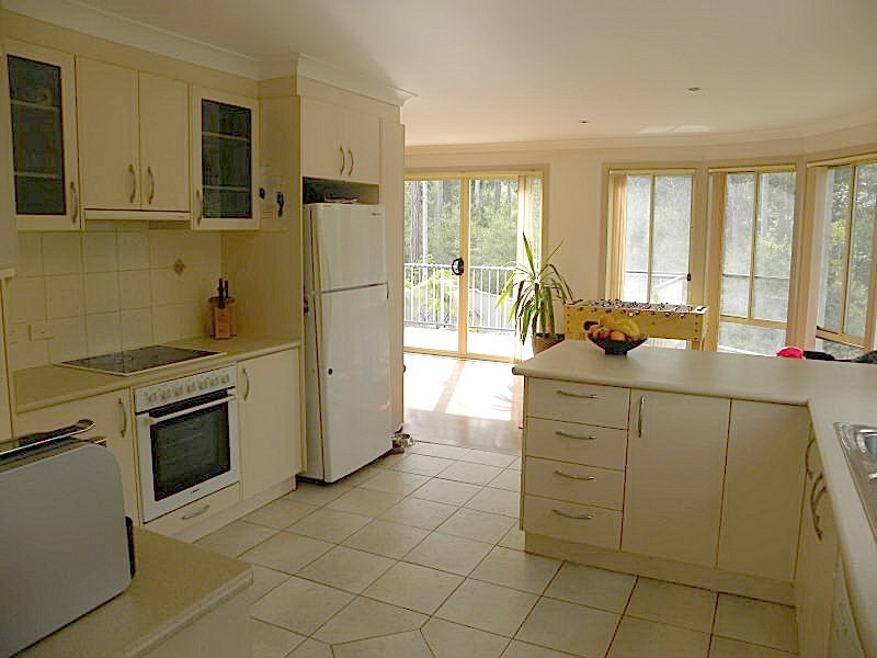 4 Honeyeater Place, Malua Bay NSW 2536