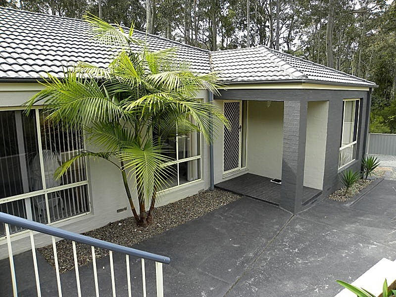 4 Honeyeater Place, Malua Bay NSW 2536
