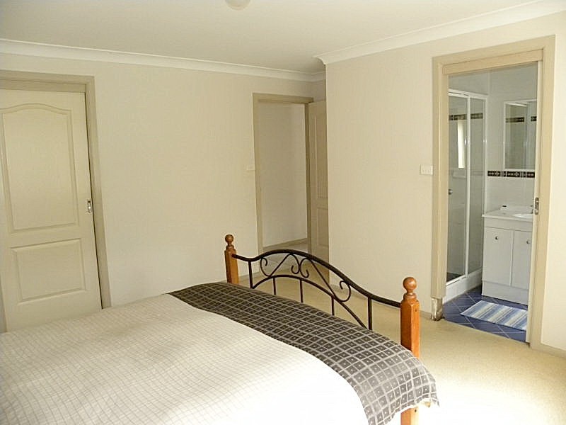 4 Honeyeater Place, Malua Bay NSW 2536