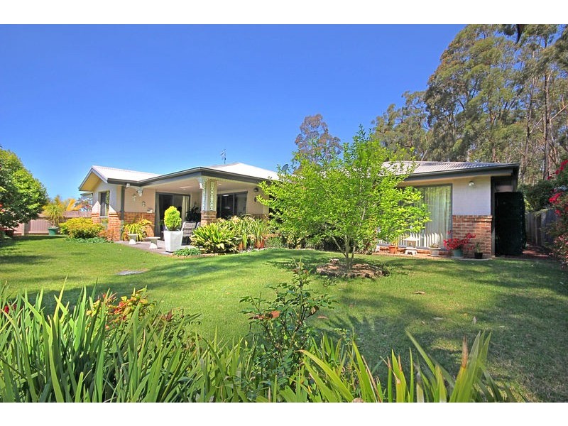 12 Cox Place, Sunshine Bay NSW 2536