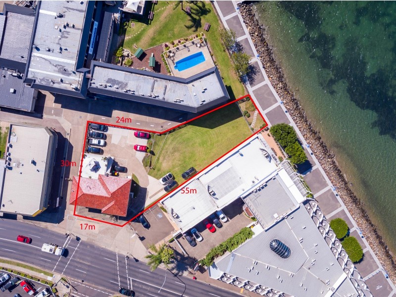 17 Beach Road, Batemans Bay NSW 2536