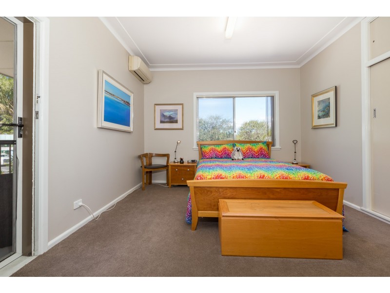 17 Beach Road, Batemans Bay NSW 2536