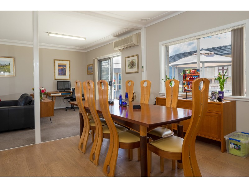 17 Beach Road, Batemans Bay NSW 2536