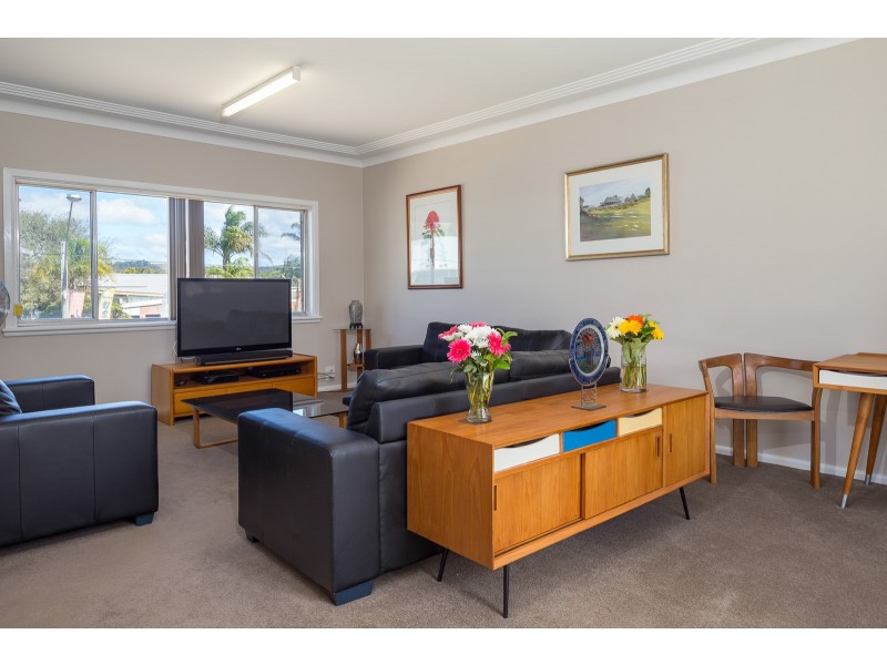 17 Beach Road, Batemans Bay NSW 2536