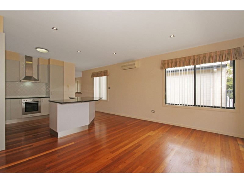 1/27 Golf Links Drive, Batemans Bay NSW 2536