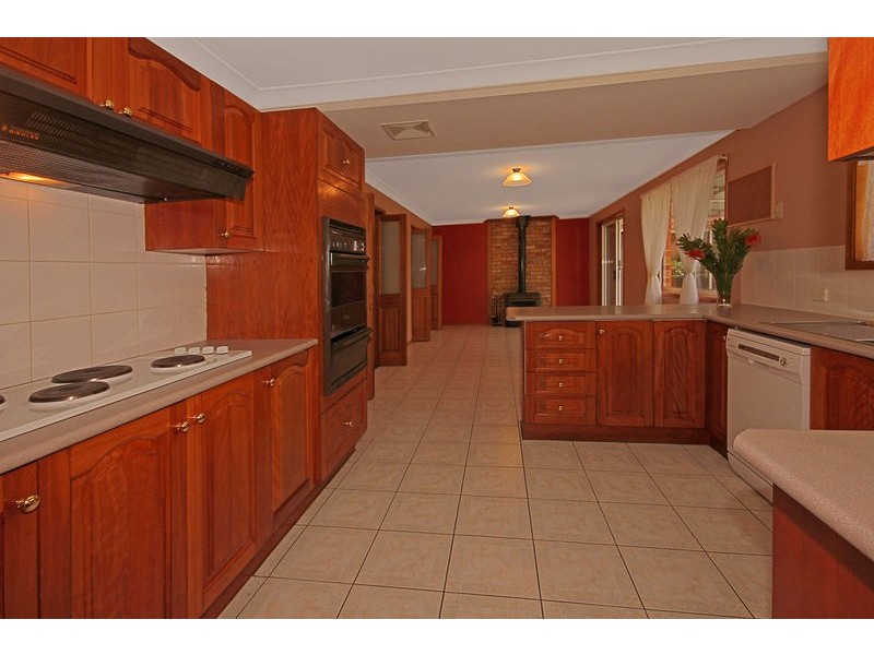 21 Thomas Mitchell Crescent, Sunshine Bay NSW 2536