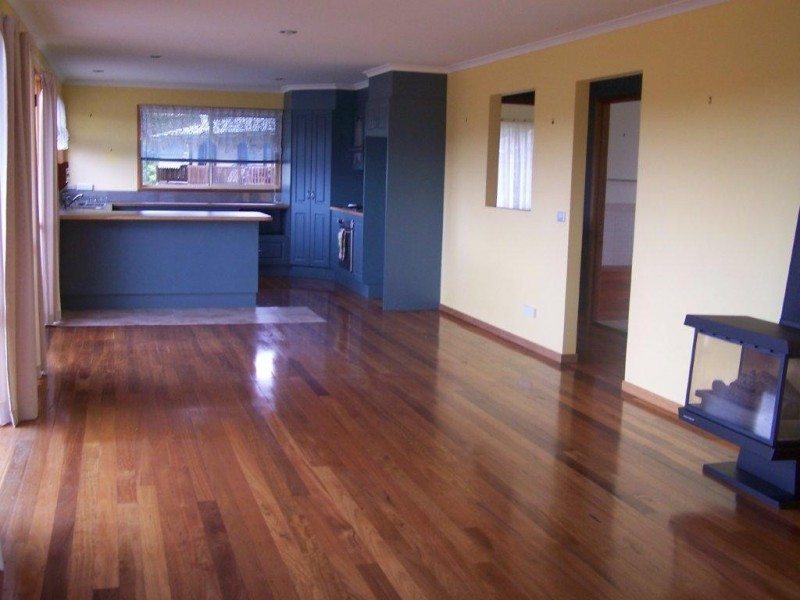 9 Currowan Street, Nelligen NSW 2536