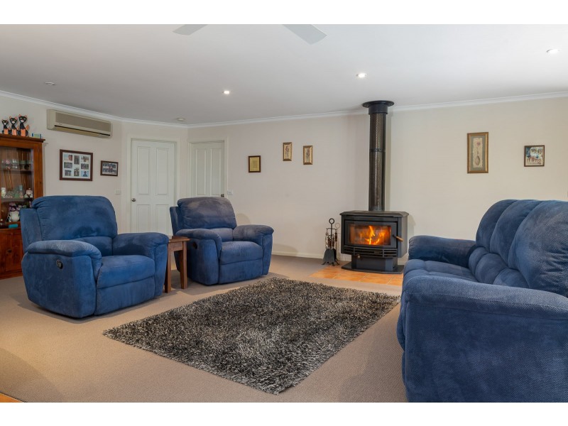 7 Excelsa Court, Maloneys Beach NSW 2536