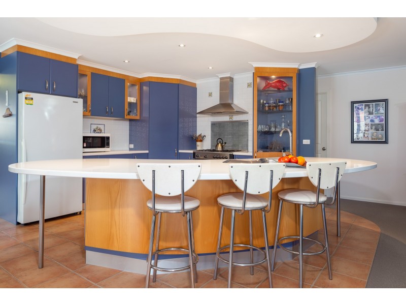 7 Excelsa Court, Maloneys Beach NSW 2536