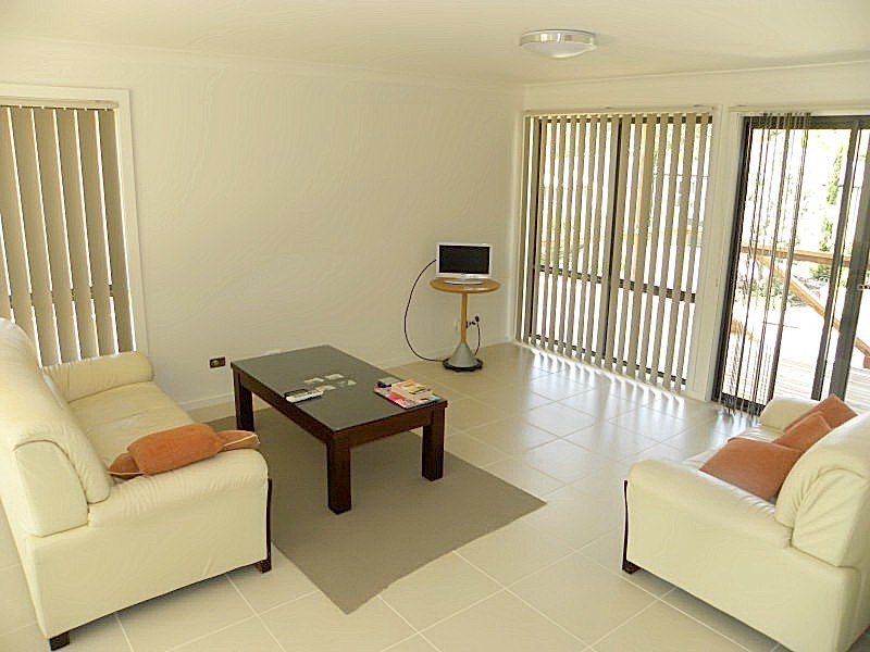 68 Hume Road, Sunshine Bay NSW 2536