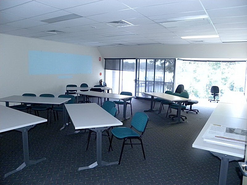 19 Beach Road, Batemans Bay NSW 2536