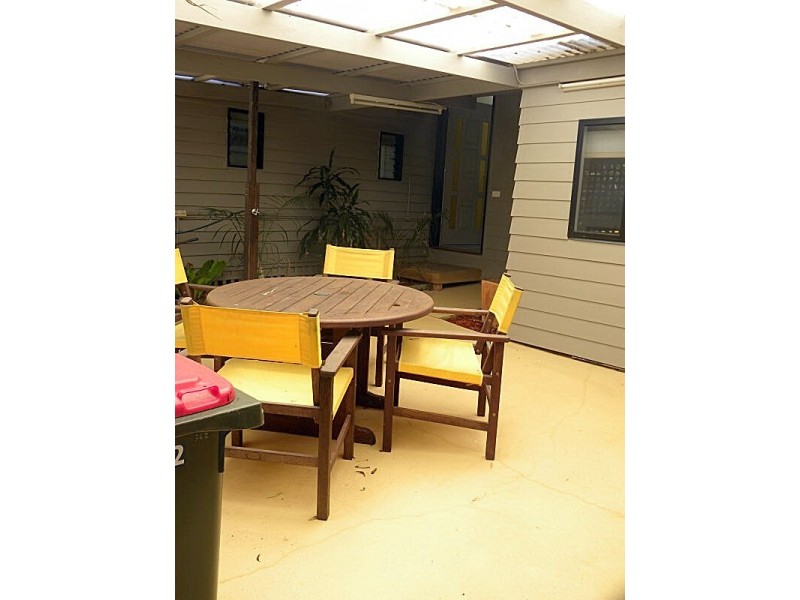 362 Beach Road, Batehaven NSW 2536