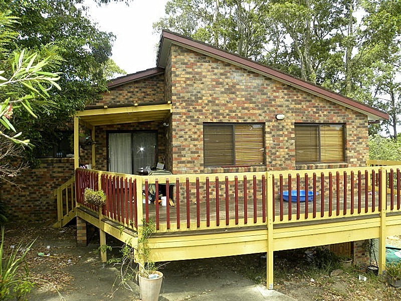 35 Euroka Avenue, Malua Bay NSW 2536