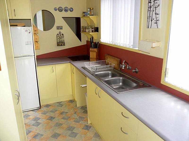 22 Pleasurelea Drive, Sunshine Bay NSW 2536