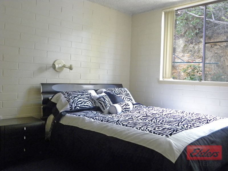 Unit 4, 647 Beach Road “Breakaway Lodge”, Surf Beach NSW 2536