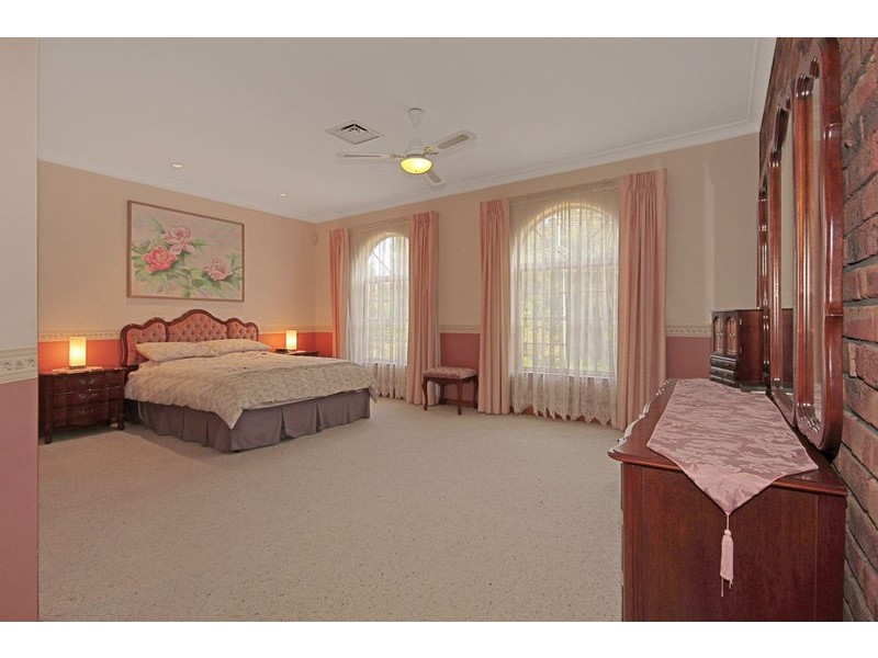 1 Country Club Drive, Catalina NSW 2536