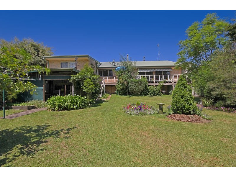 16 Albatross Road, Catalina NSW 2536