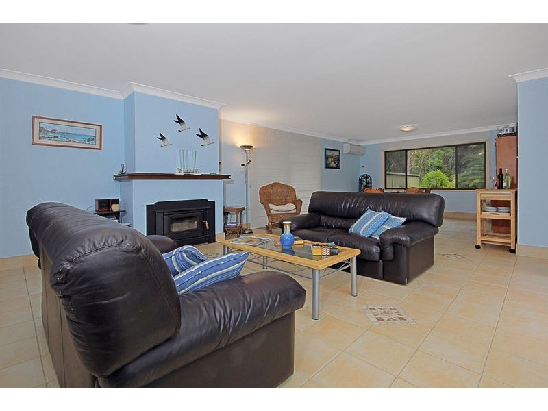 1405 George Bass Drive, Malua Bay NSW 2536