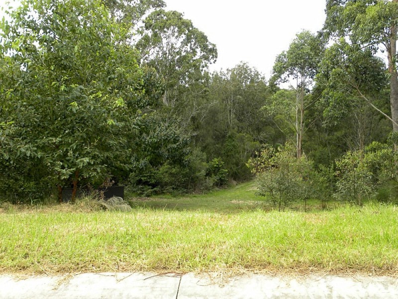 9 Oakwood Way, Catalina NSW 2536