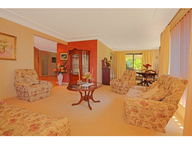 12 Cox Place, Sunshine Bay NSW 2536