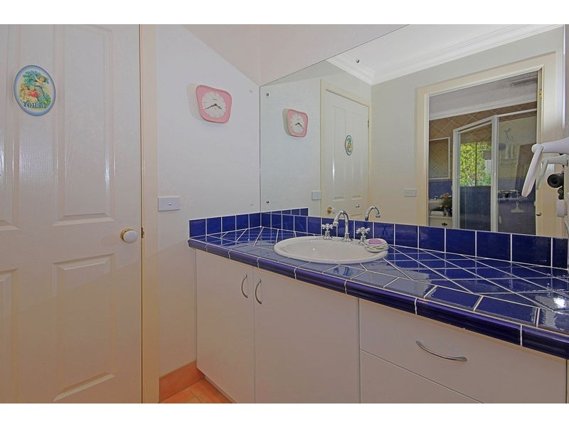 12 Cox Place, Sunshine Bay NSW 2536